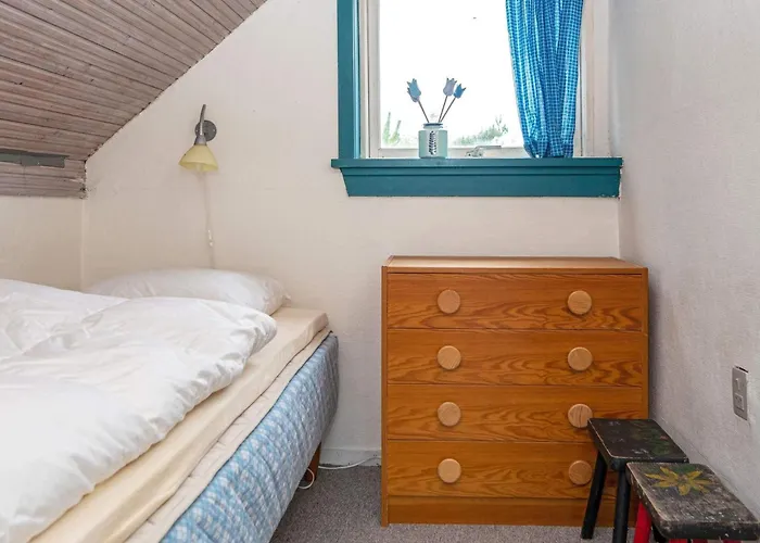 3 Person In * Ringkobing